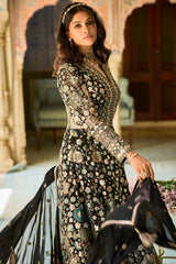 Black Georgette Solid Embroidered Anarkali Gown with Dupatta VKSET1546