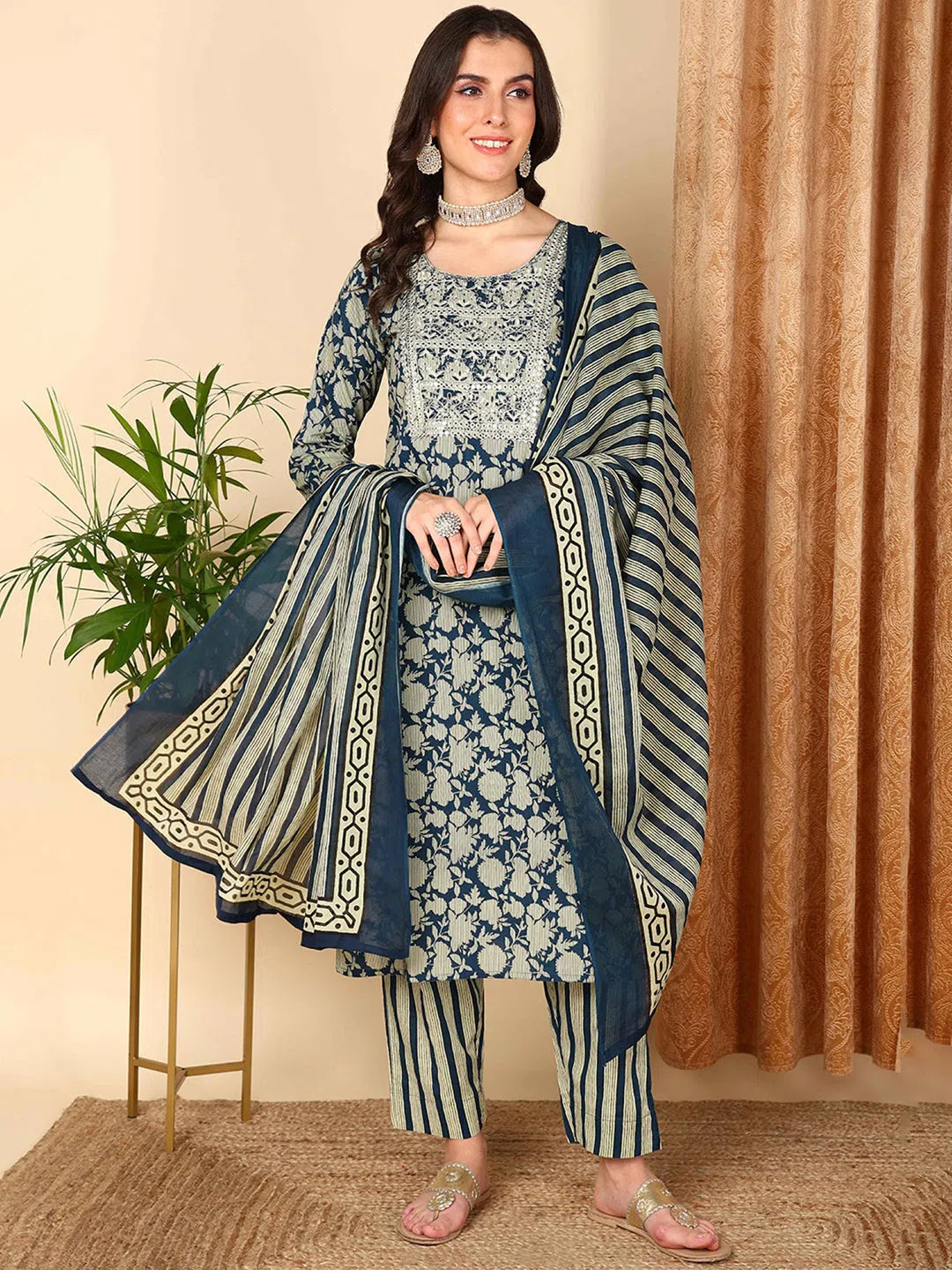 Navy Floral Embroidered Kurta Set | Women's Indian Kurta Sets