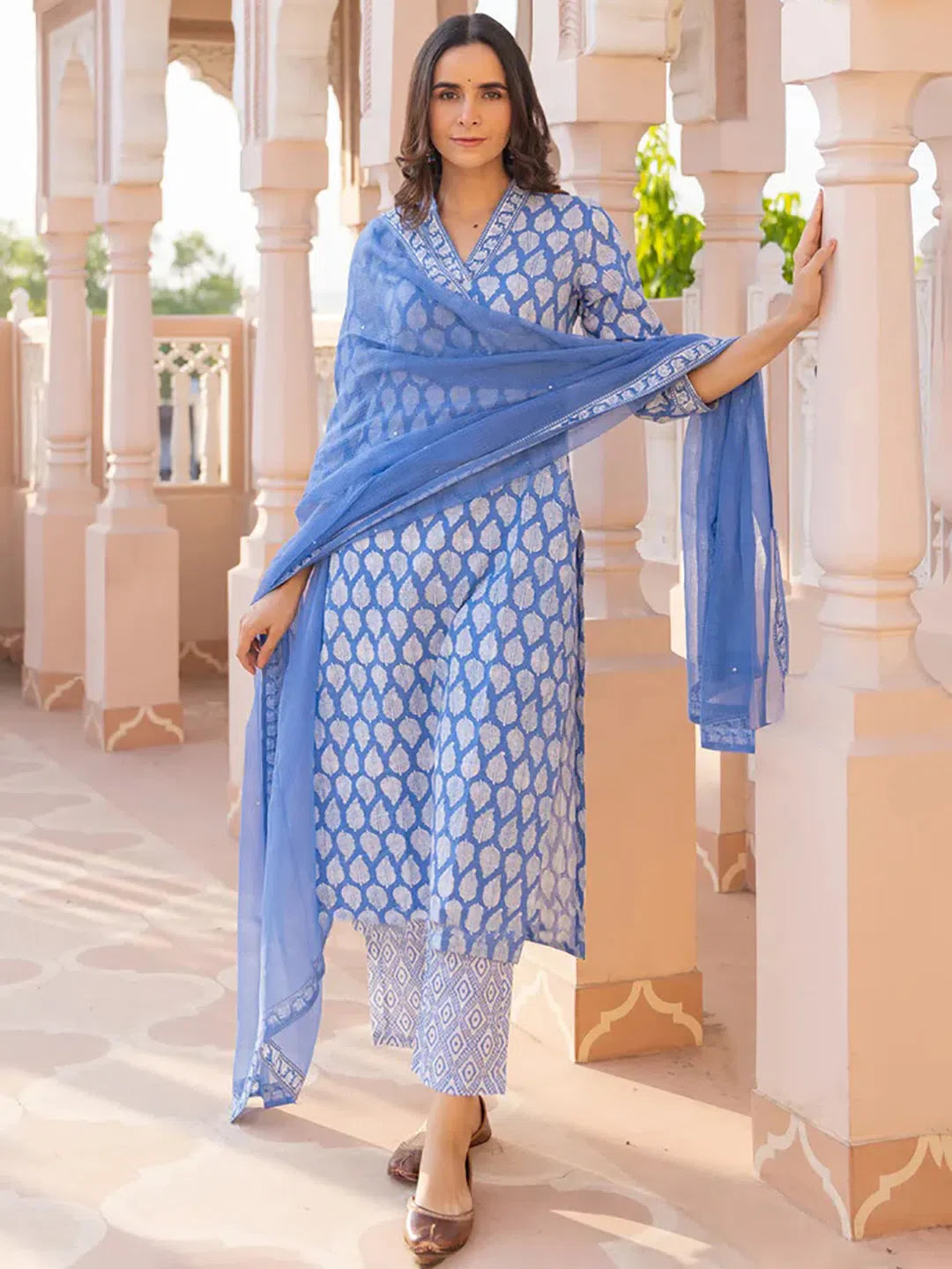 Blue Paisley Kurta Set with Dupatta | Women's Indian Kurta