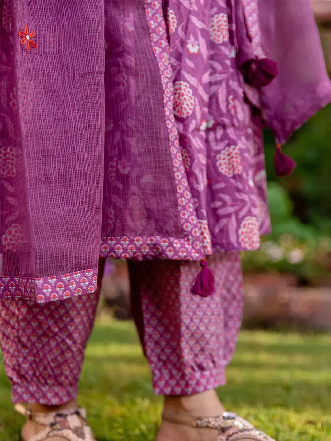 Purple Floral Kurta Set with Dupatta | Women's Indian Kurta - Style 1