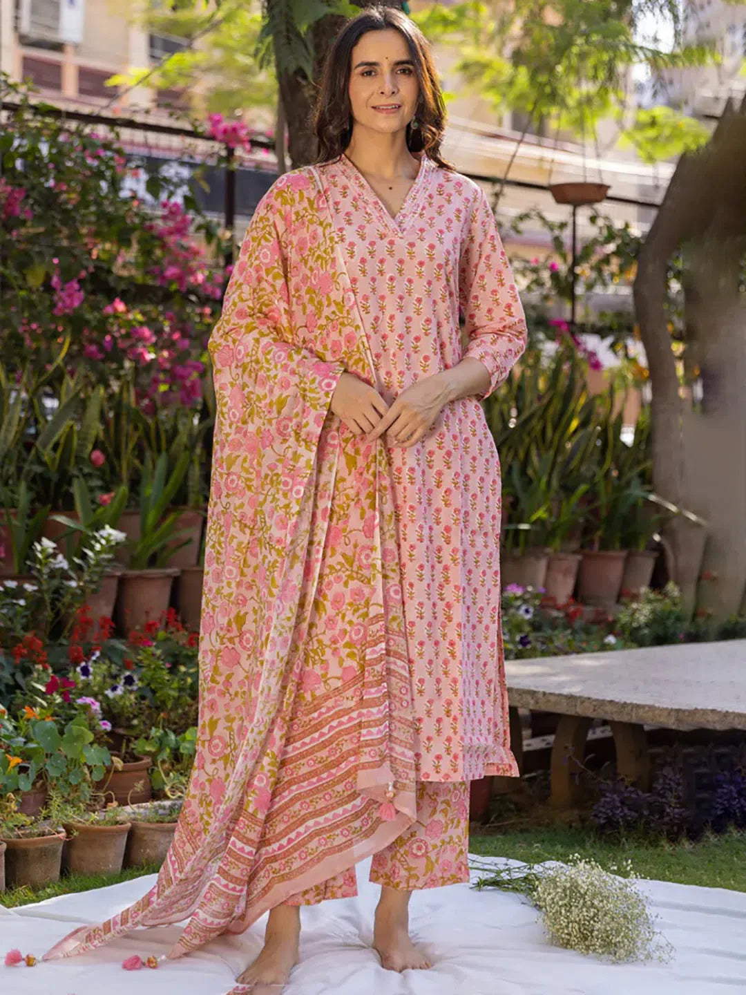 Women Pink Viscose Rayon Floral Printed Straight Kurta Palazzo With Dupatta-VKSKD2224PNK