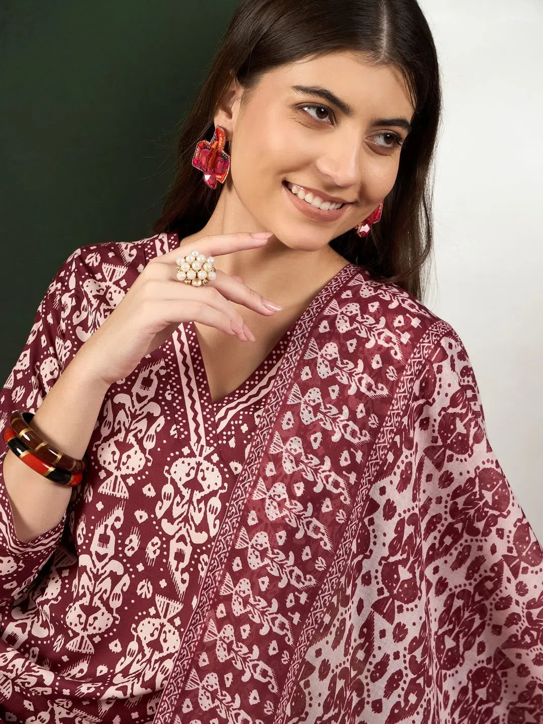 Maroon Ethnic Motifs Kurta Set with Dupatta | Women's Kurta Sets
