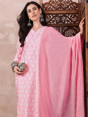 Women Pink Rayon Blend Floral Printed Straight Kurta Trouser With Dupatta-VKSKD2242