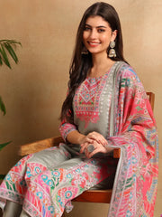 Women Green Rayon Blend Ethnic Motifs Printed Straight Kurta Trousers With Dupatta-VKSKD2251