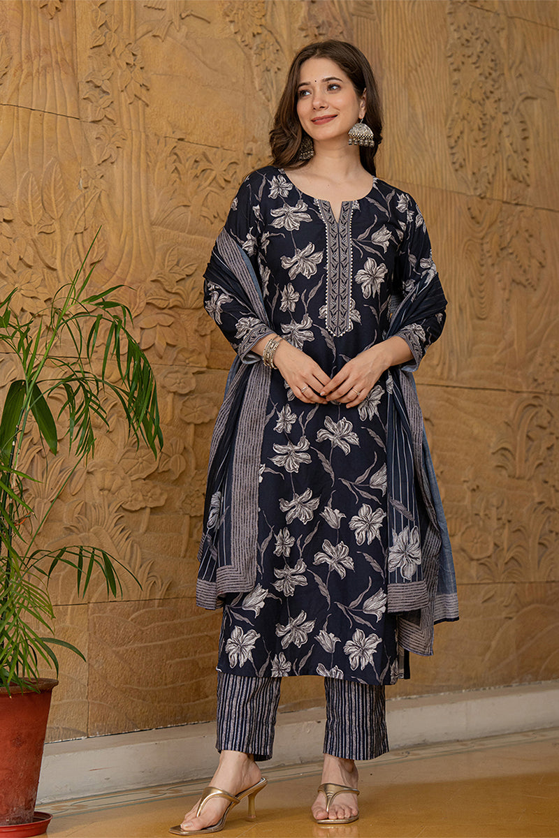 Black Rayon Blend Floral Printed Straight Trouser Suit Set VKSKD2267 |