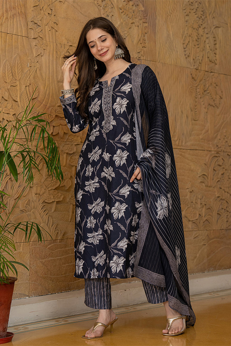 Black Rayon Blend Floral Printed Straight Trouser Suit Set VKSKD2267 |