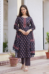 Black Rayon Blend Floral Printed Straight Trouser Bottom Suit Set VKSKD2271