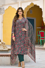Green Rayon Blend Floral Printed Straight Kurta Trousers With Dupatta VKSKD2301