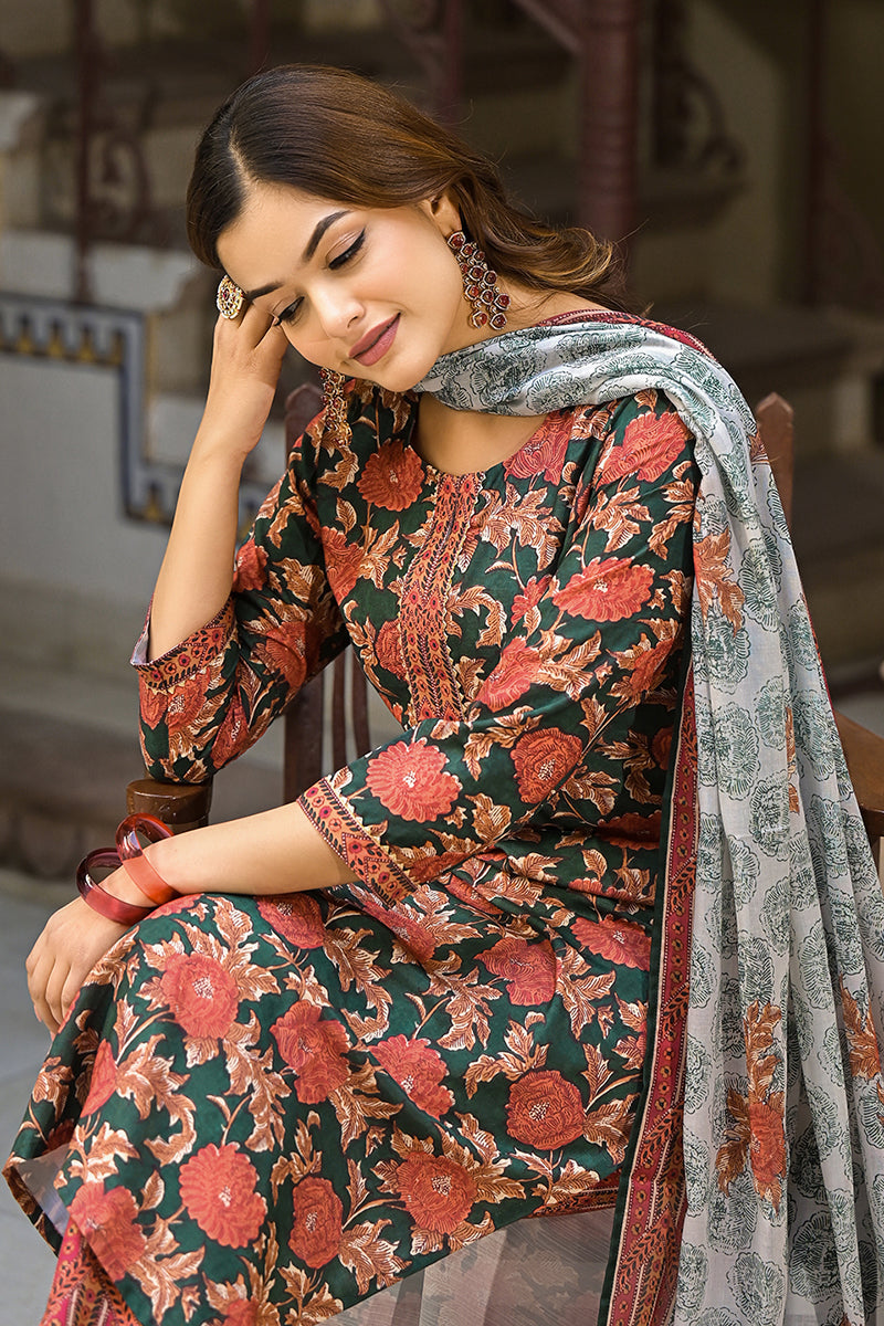 Green Rayon Blend Floral Printed Straight Trouser Suit Set VKSKD2316 |