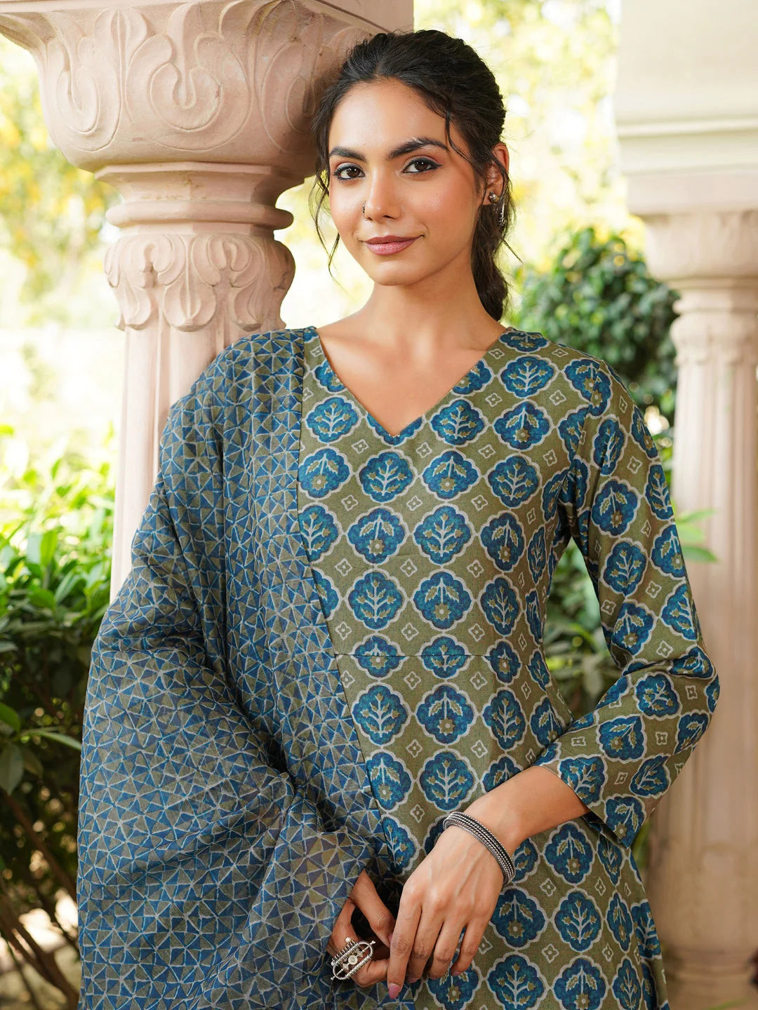 Women Olive Rayon Blend Floral Printed A-Line Kurta Palazzo With Dupatta