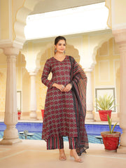 Women Red Rayon Blend Floral Printed A-Line Kurta Palazzo With Dupatta-VKSKD2332