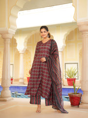 Women Red Rayon Blend Floral Printed A-Line Kurta Palazzo With Dupatta-VKSKD2332