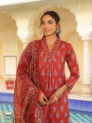 Women Red Rayon Blend Floral Printed Straight Kurta Trouser With Dupatta-VKSKD2334