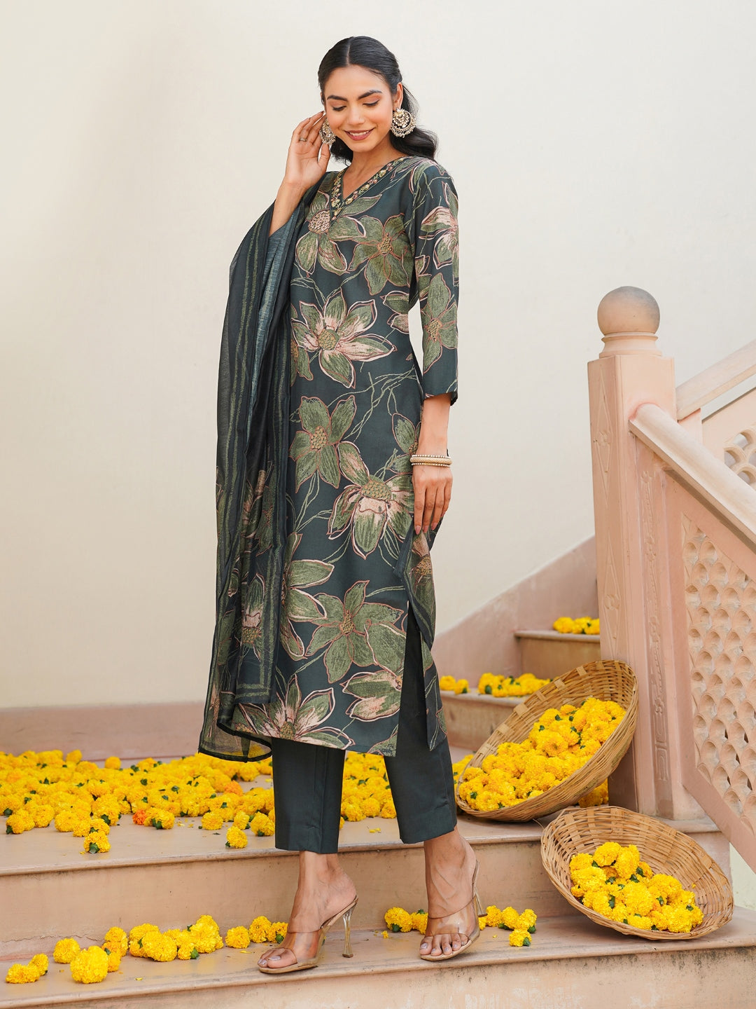 Women Green Rayon Blend Floral Printed Straight Kurta Trouser With Dupatta