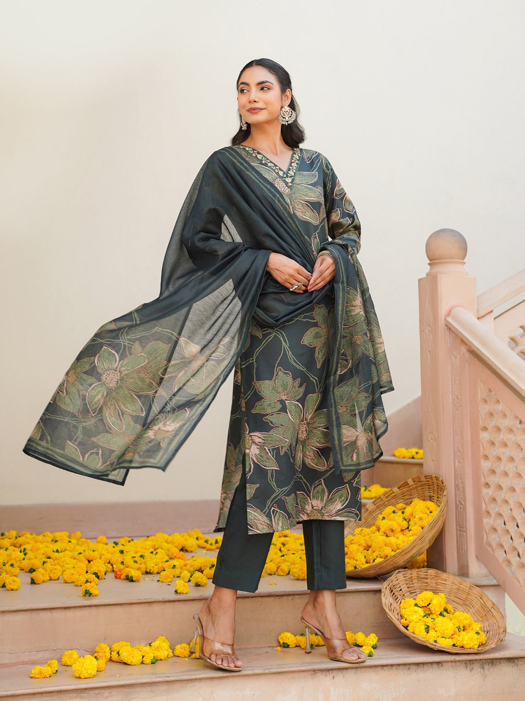 Women Green Rayon Blend Floral Printed Straight Kurta Trouser With Dupatta