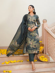 Women Green Rayon Blend Floral Printed Straight Kurta Trouser With Dupatta-VKSKD2348
