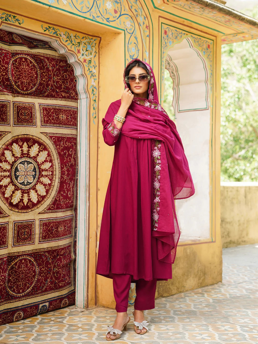 Women Purple Viscose Rayon Solid Embroidered Straight Kurta Trousers With Dupatta