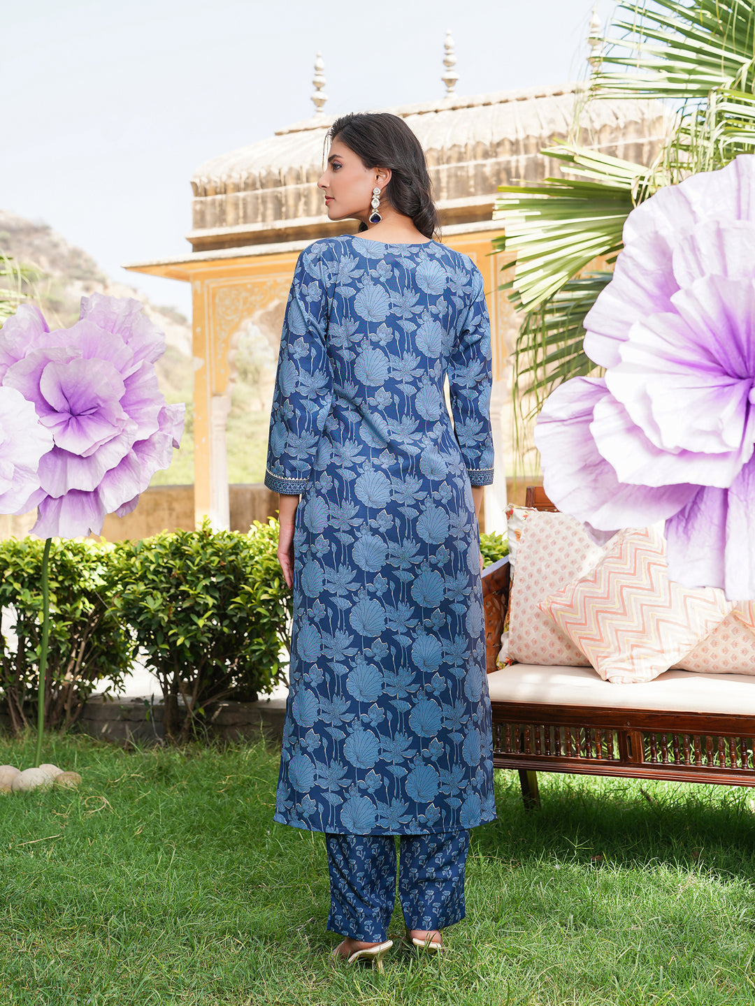Women Blue Rayon Blend Floral Printed Straight Kurta Trousers With Dupatta