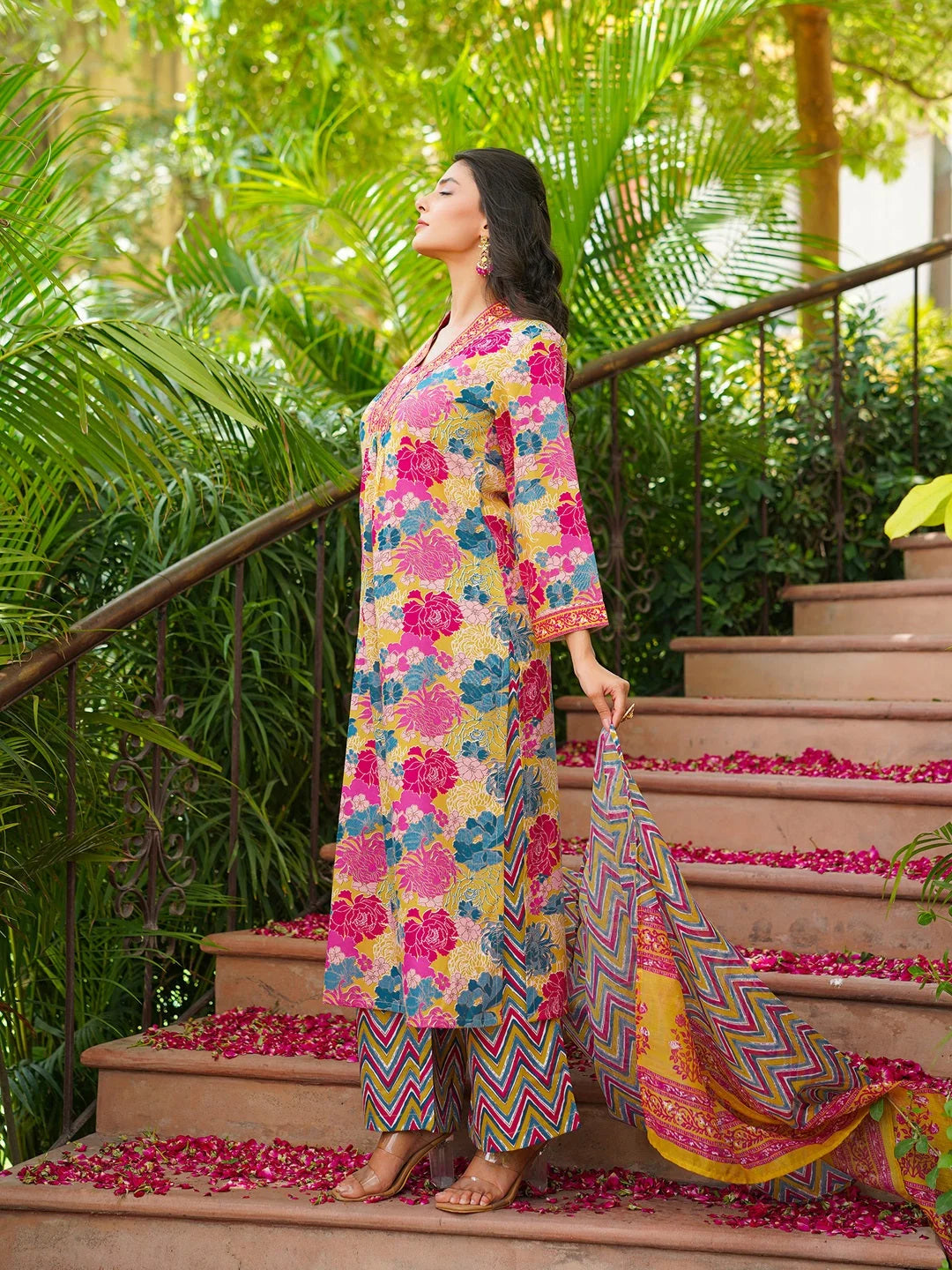 Women Yellow Rayon Blend Floral Printed Straight Kurta Palazzos With Dupatta