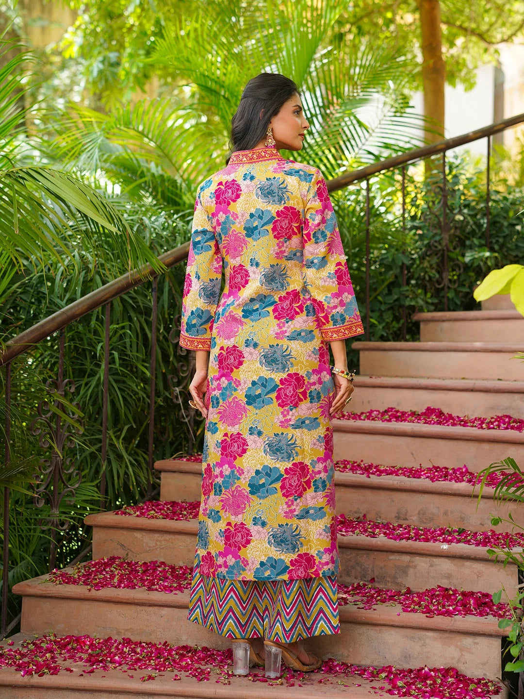 Women Yellow Rayon Blend Floral Printed Straight Kurta Palazzos With Dupatta