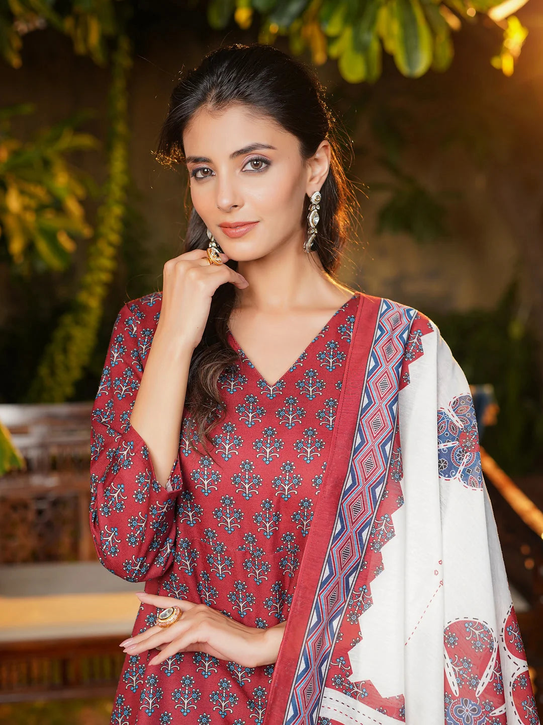 Women Maroon Rayon Blend Floral Printed A-Line Kurta Palazzos With Dupatta-VKSKD2373