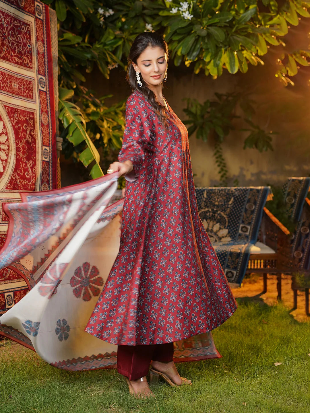 Women Maroon Rayon Blend Floral Printed A-Line Kurta Palazzos With Dupatta