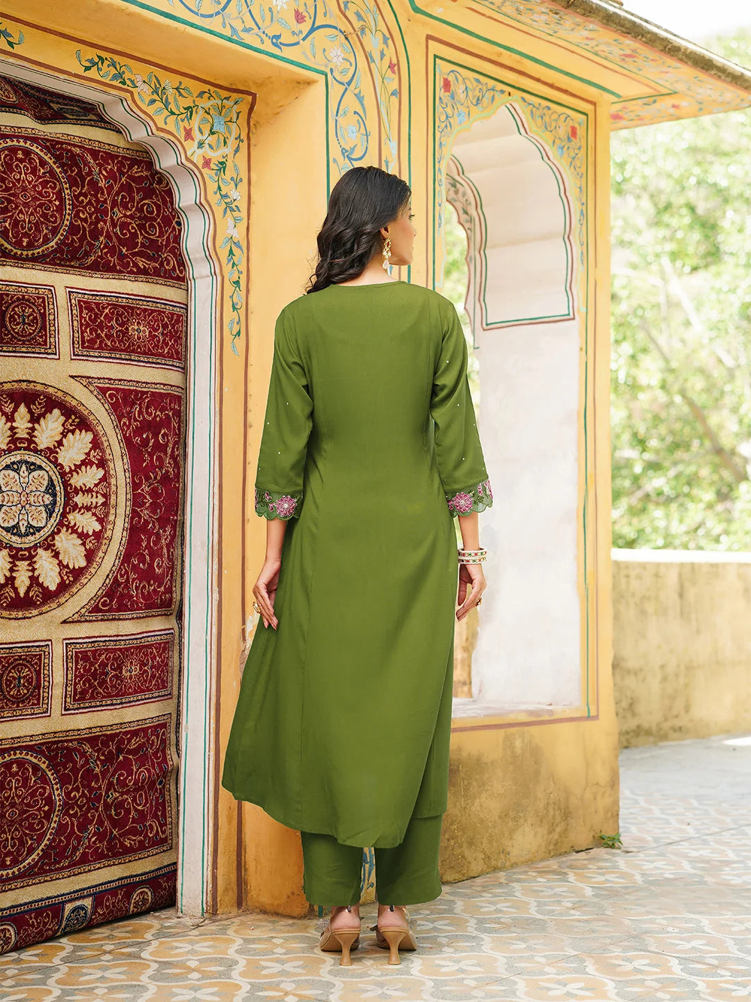 Women Green Viscose Rayon Solid Embroidered Straight Kurta Trousers With Dupatta