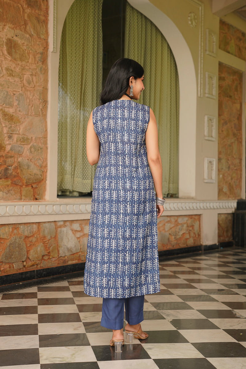 Blue Rayon Blend Ethnic Motifs Printed Straight Kurta Trousers With Dupatta VKSKD2392