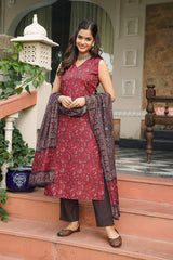 Maroon Cotton Blend Printed Straight Kurta Trousers With Dupatta VKSKD2408