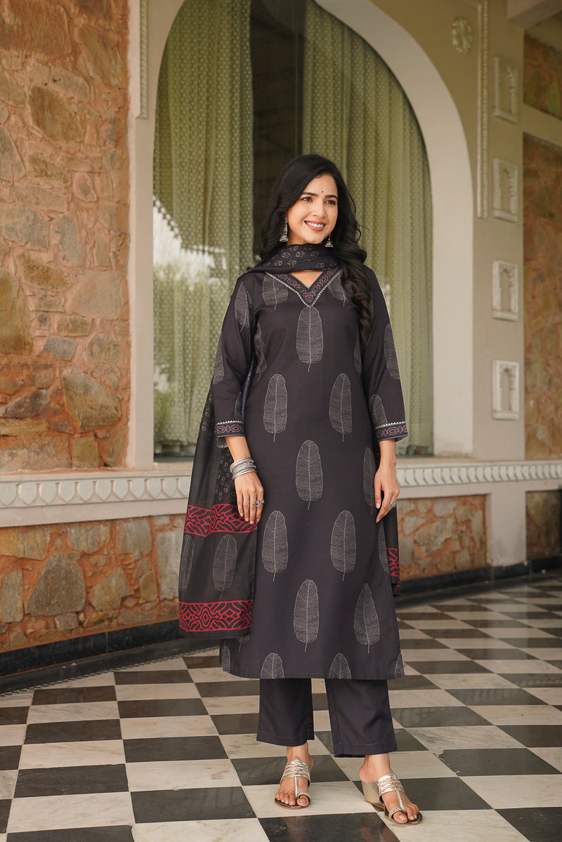 Black Rayon Blend Floral Printed Straight Kurta Trousers With Dupatta VKSKD2411