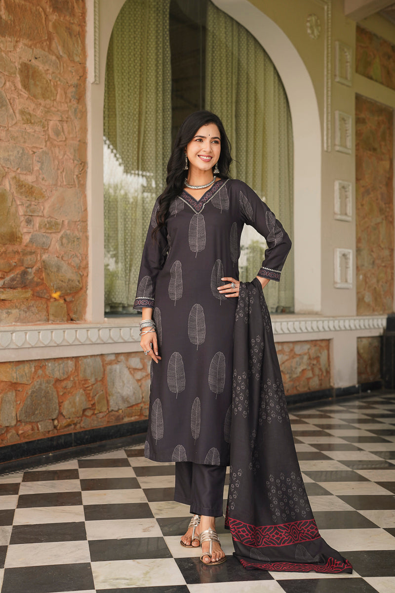 Black Rayon Blend Floral Printed Straight Kurta Trousers With Dupatta VKSKD2411