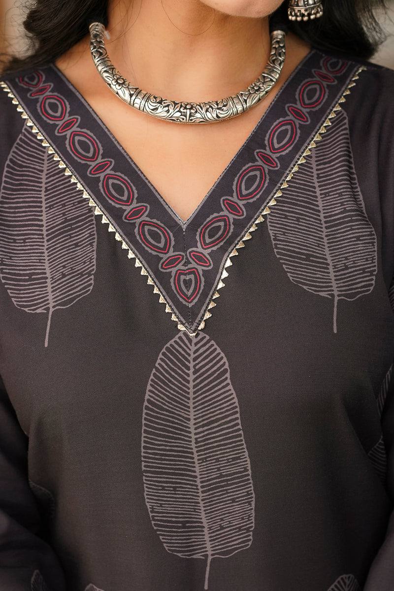 Black Rayon Blend Floral Printed Straight Kurta Trousers With Dupatta VKSKD2411