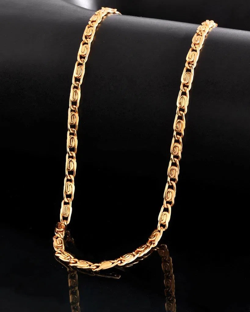 Gold-Plated Statement Chain - Trendy Artificial Jewelry for Women