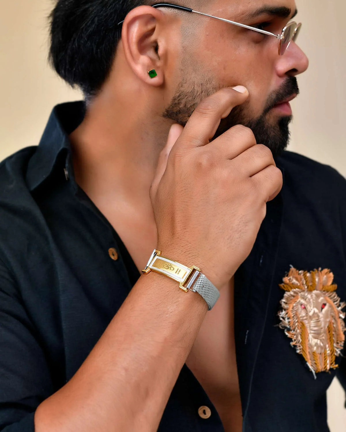 Dual Tone Magnet Om Bracelet-VOJ417