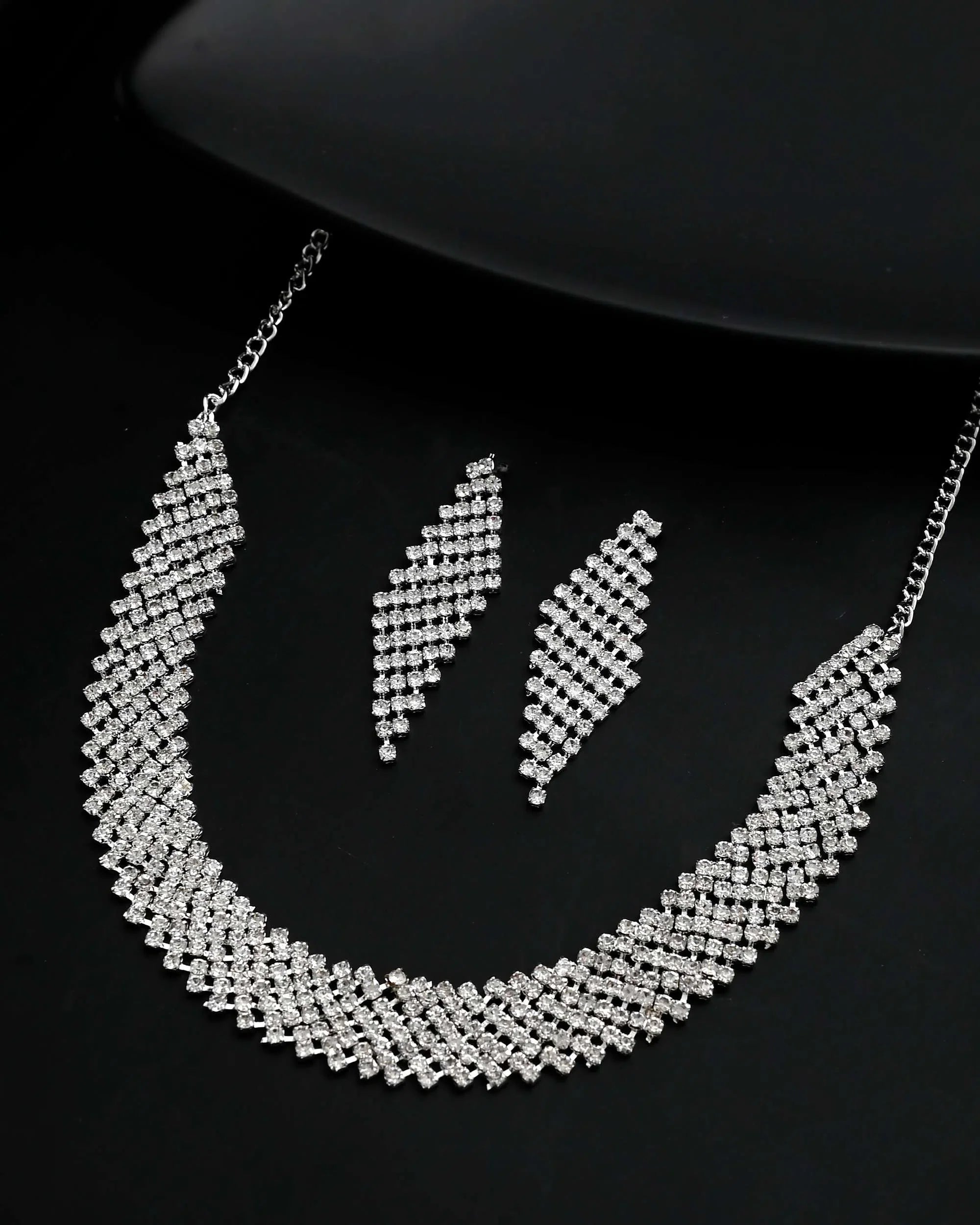 Silver AD Choker & Earring Set - Trendy Artificial Jewelry