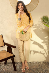 Yellow Cotton Blend Bandhani Printed Regular Tunic VT1287