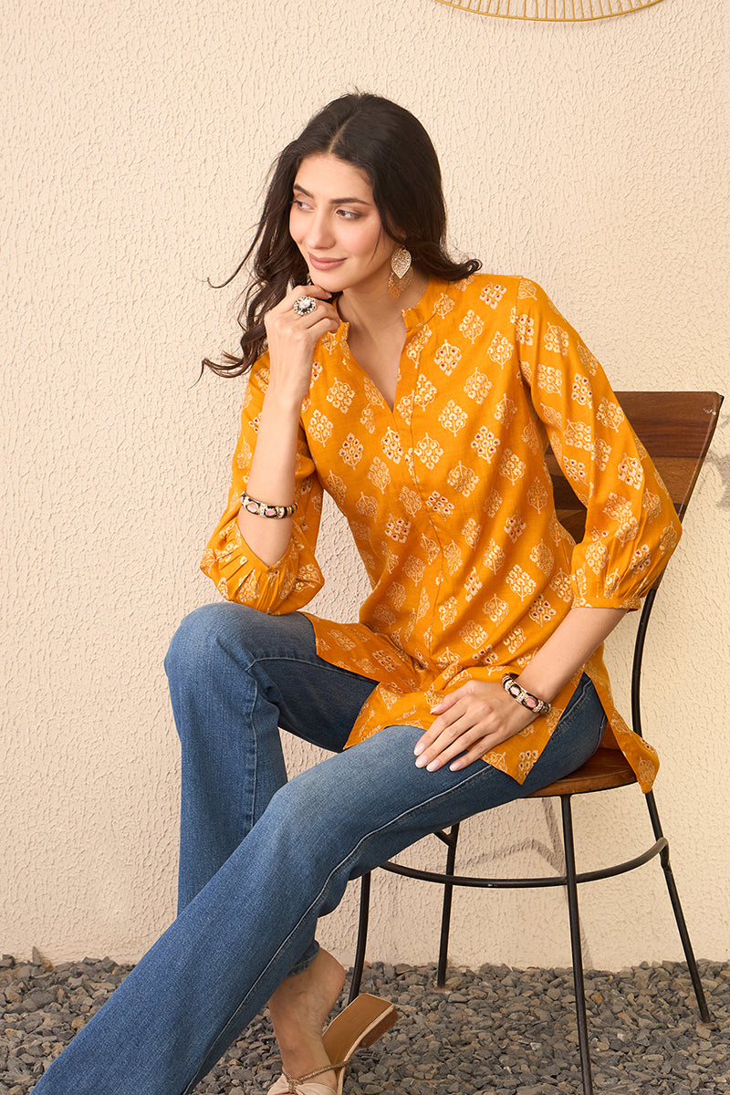 Yellow Cotton Blend Floral Printed Regular Top VT1374 | DesiQlo