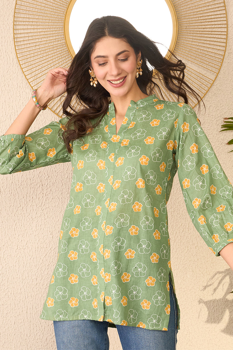 Green Cotton Blend Floral Printed Regular Top VT1377 | DesiQlo