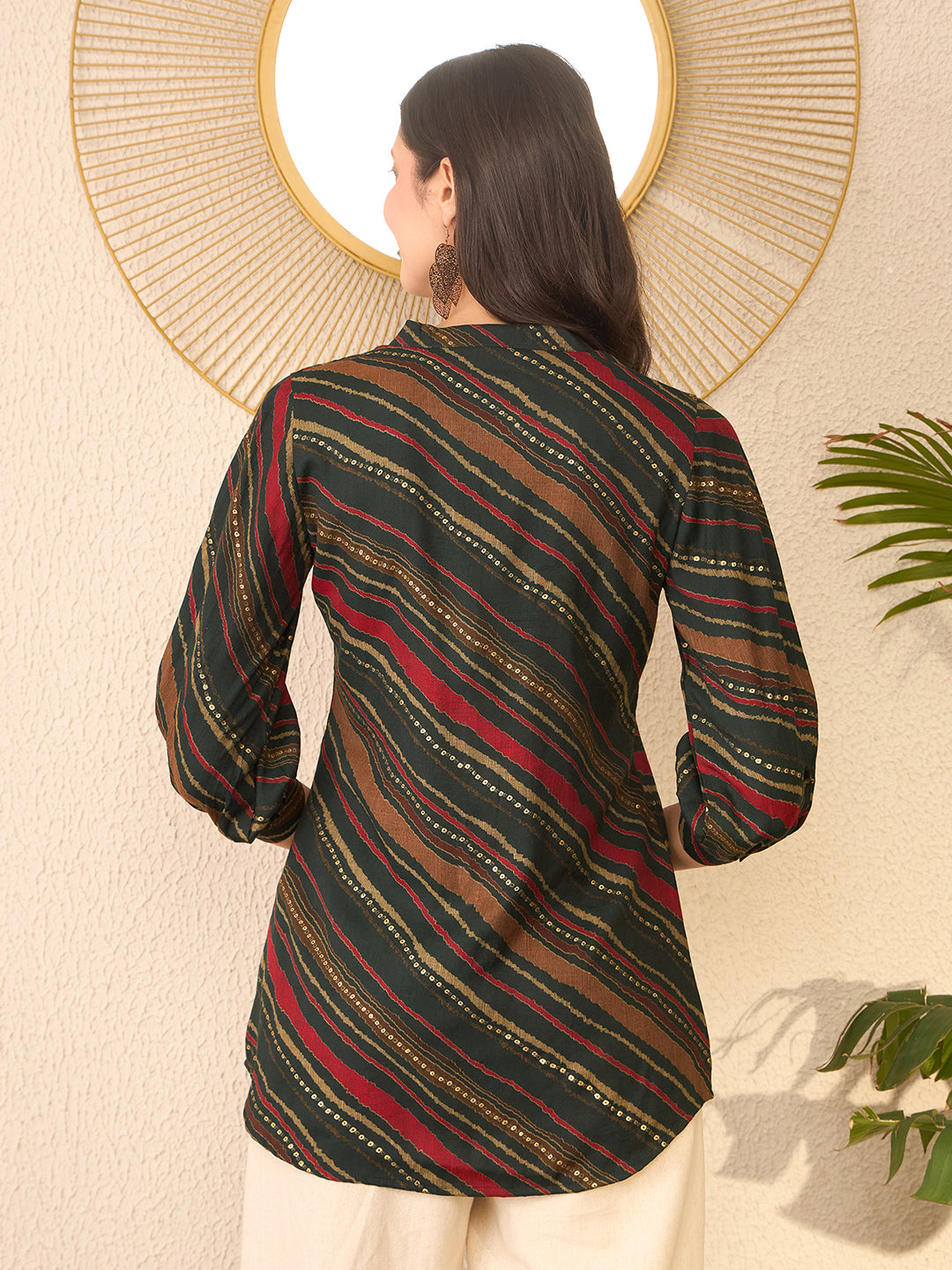 Women Green Cotton Blend Leheriya Printed Regular Top