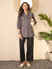 Women Grey Cotton Blend Floral Printed Regular Top-VT1390