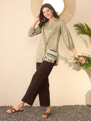 Women Grey Cotton Blend Floral Printed Regular Top-VT1399