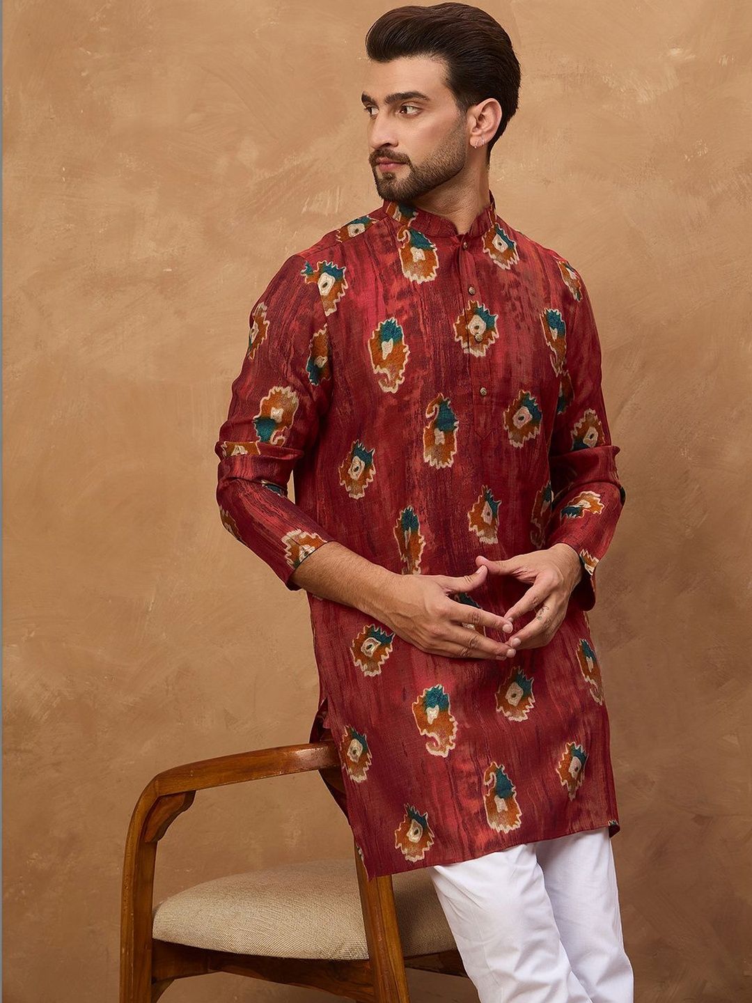 Ethnic Bay Men Red Viscose Rayon Ethnic Motifs Printed Straight Kurta With Pant Set-MKSET1544