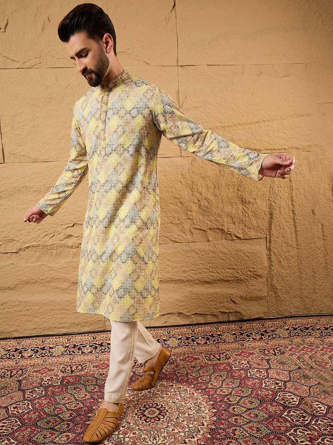 Ethnic Bay Men Yellow Viscose Rayon Bandhani Embroidered Straight Kurta With Pant Set-MKSET1192