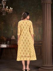 Yellow Colour cotton Printed kurti with vibrant patterns-MLWSHKT8021YLW