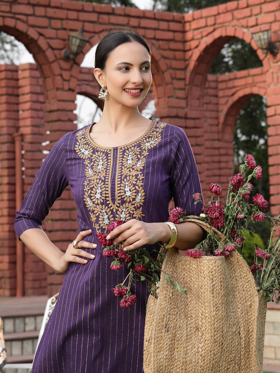 Women's Wine Solid & Embroidered Rayon Straight Chicken Kurta (WINEBLA