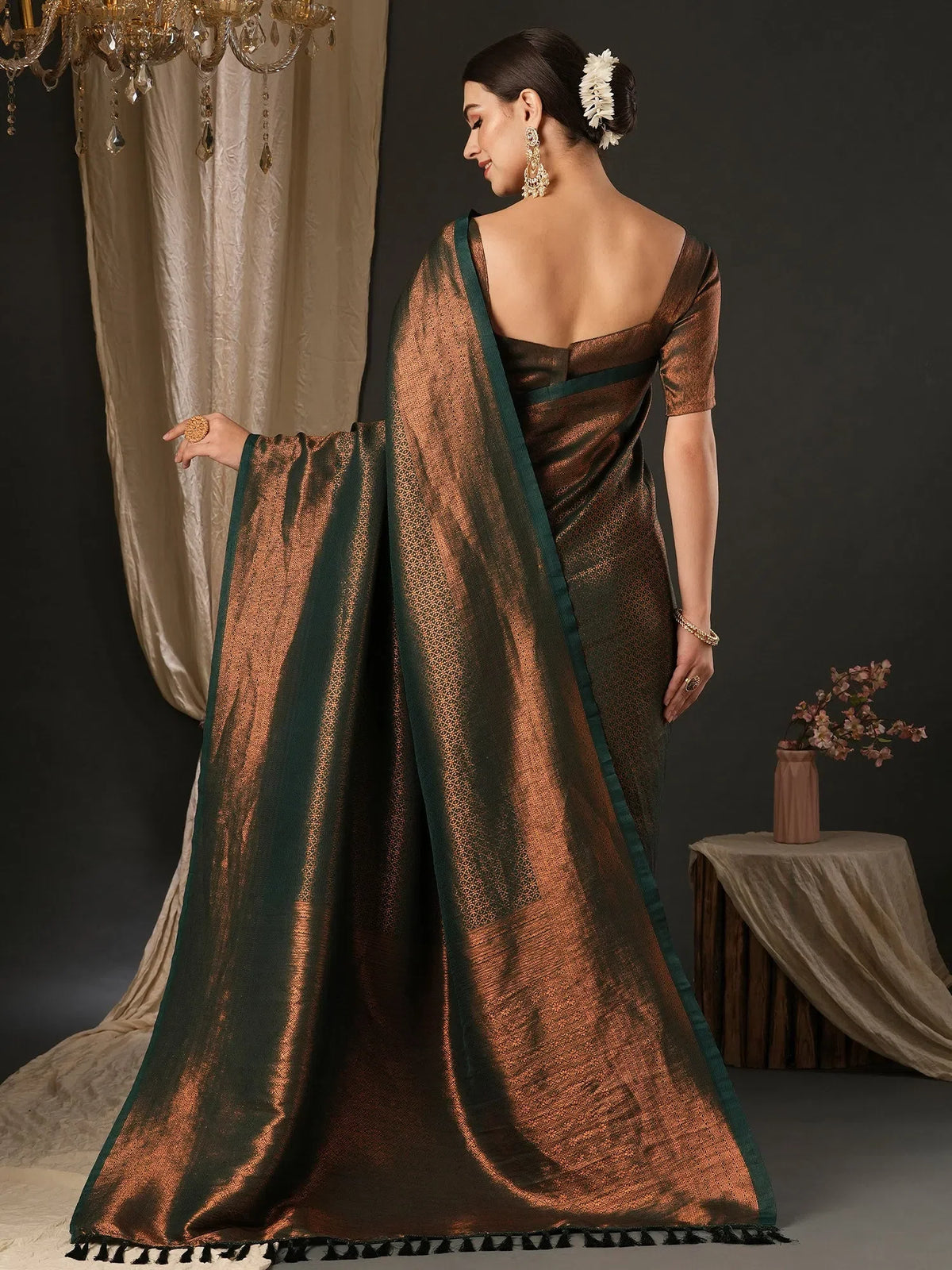 Women's Blend Green Woven Design Designer Saree With Blouse Piece-YARYA605