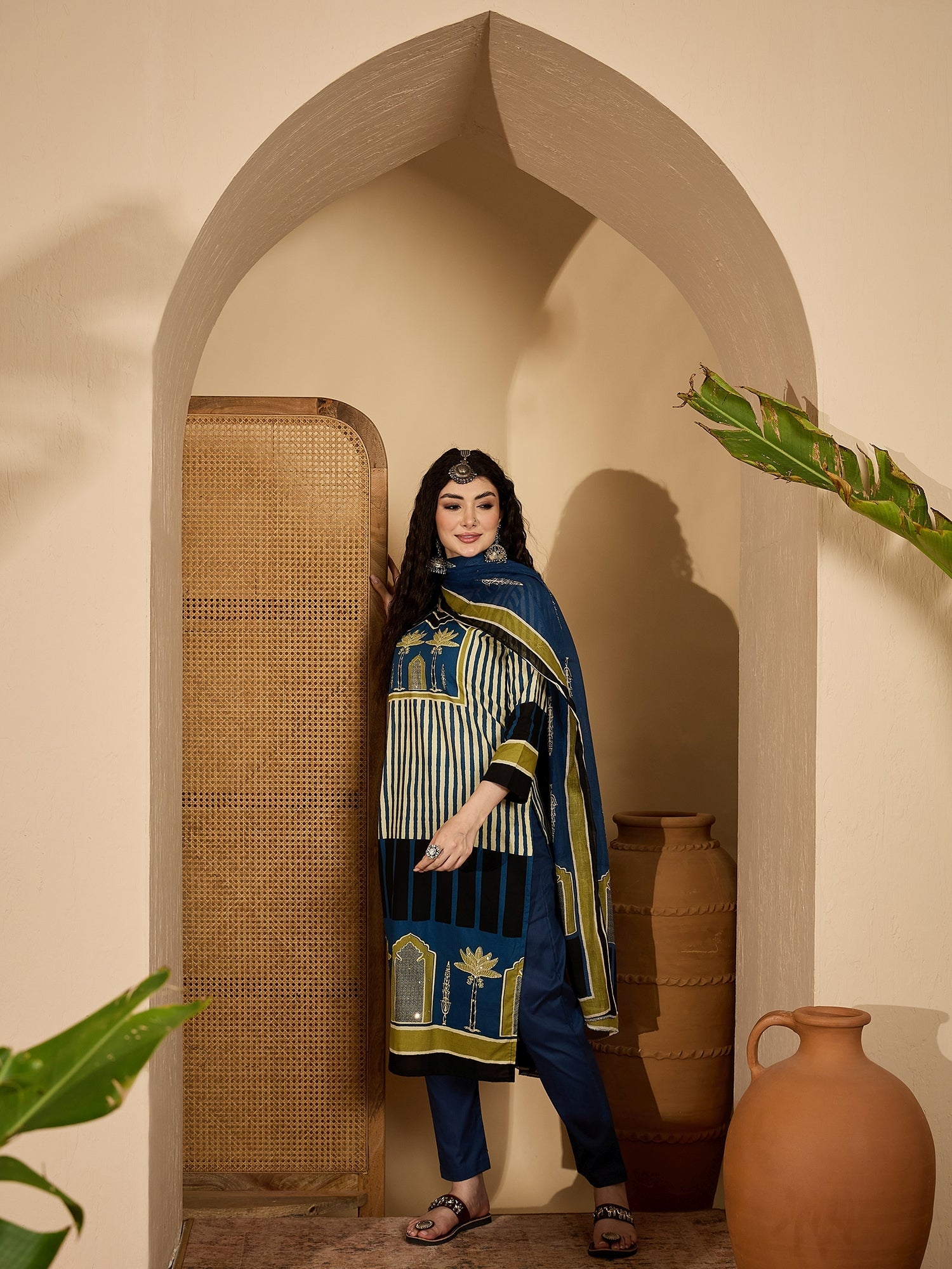 Women's Blue Striped Printed Cotton Straight Kurta Pant Dupatta Set (K