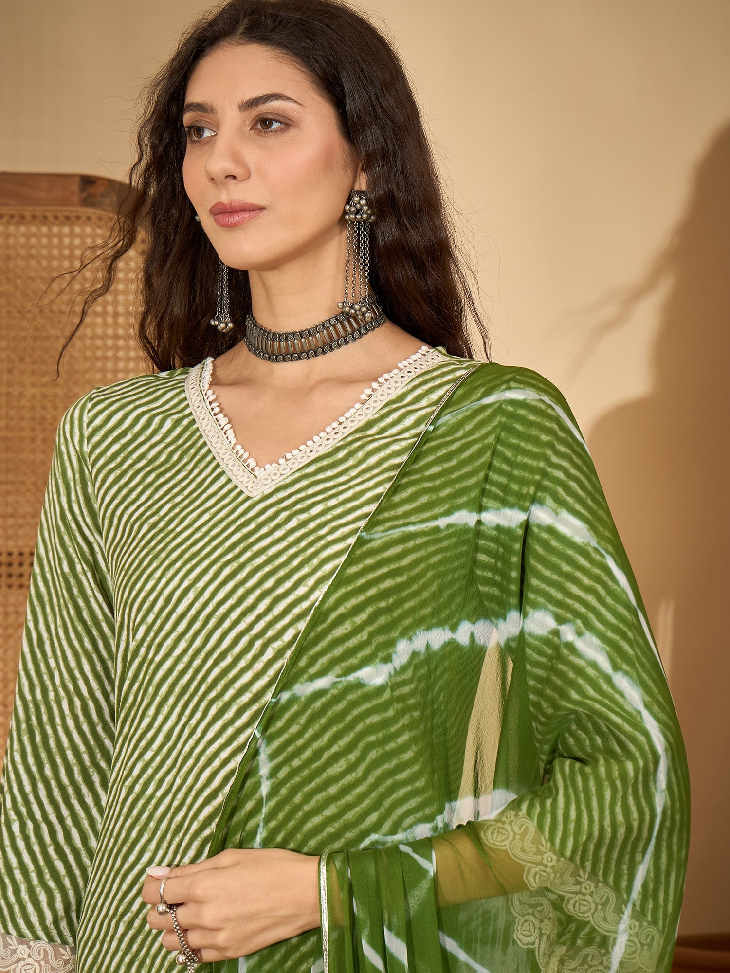 Women's Green Leheriya Printed Rayon Straight Kurta Palazzo Dupatta Se