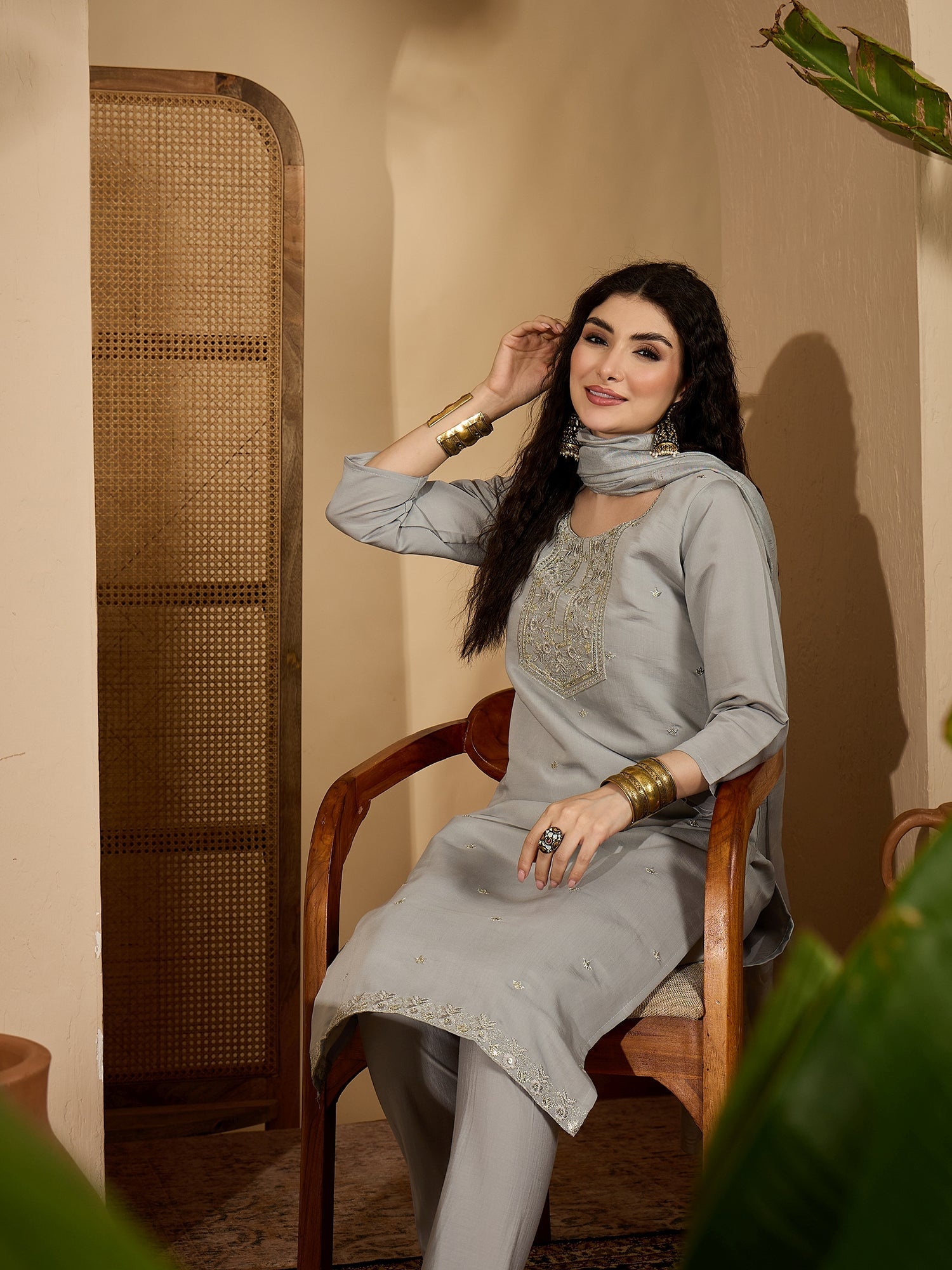 Women's Grey Solid & Embroidered Silk Straight Kurta Pant Dupatta Set 