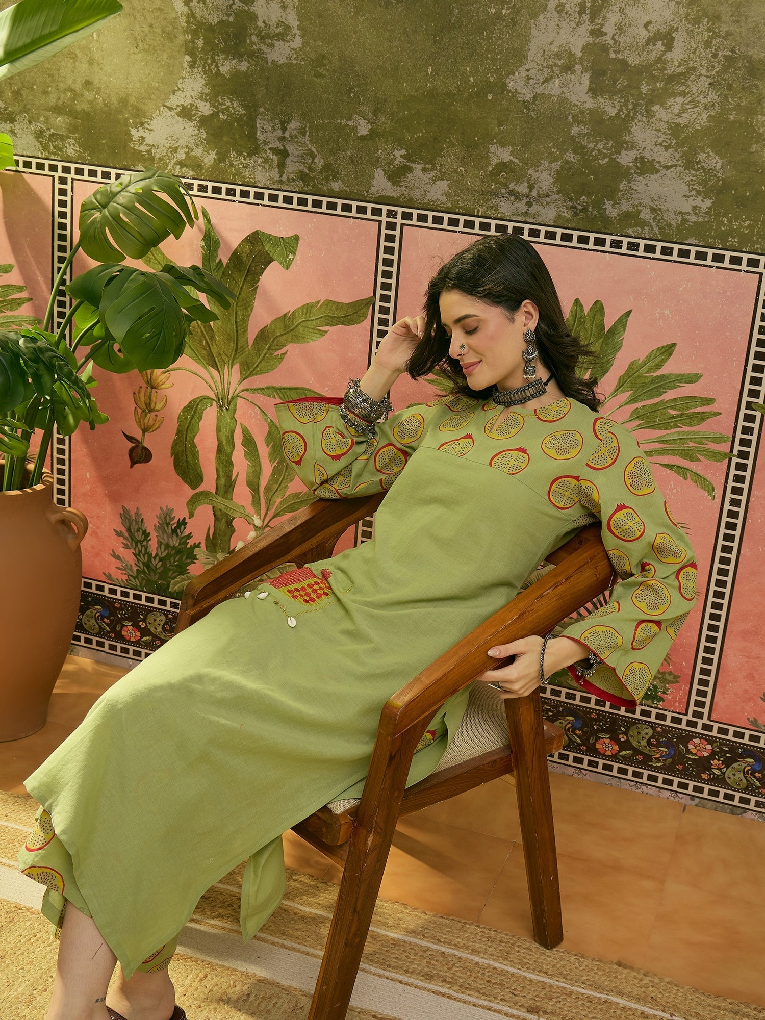 Women's Green Printed Cotton Straight Kurta Palazzo Set (KPGREENNAPPA)